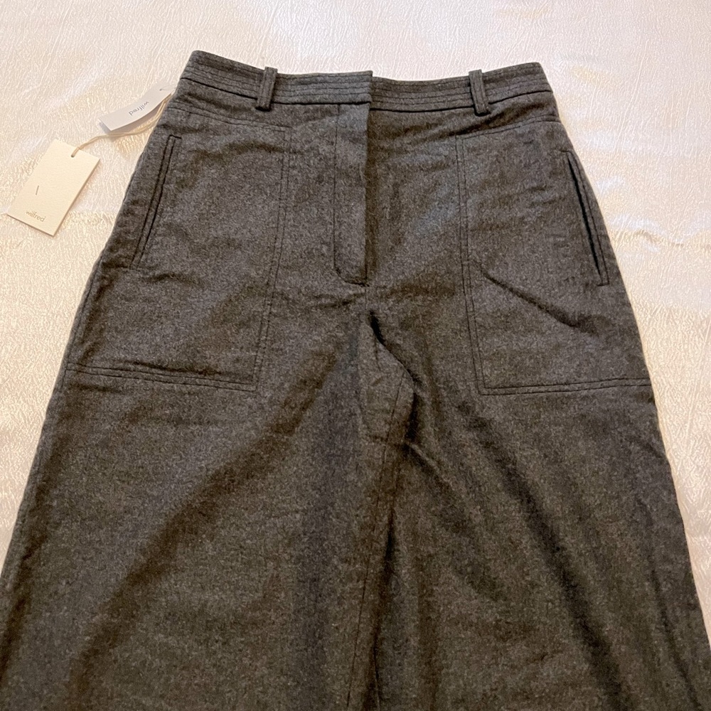 Wilfred Gray Wide-Leg Capris - Picture 2 of 5